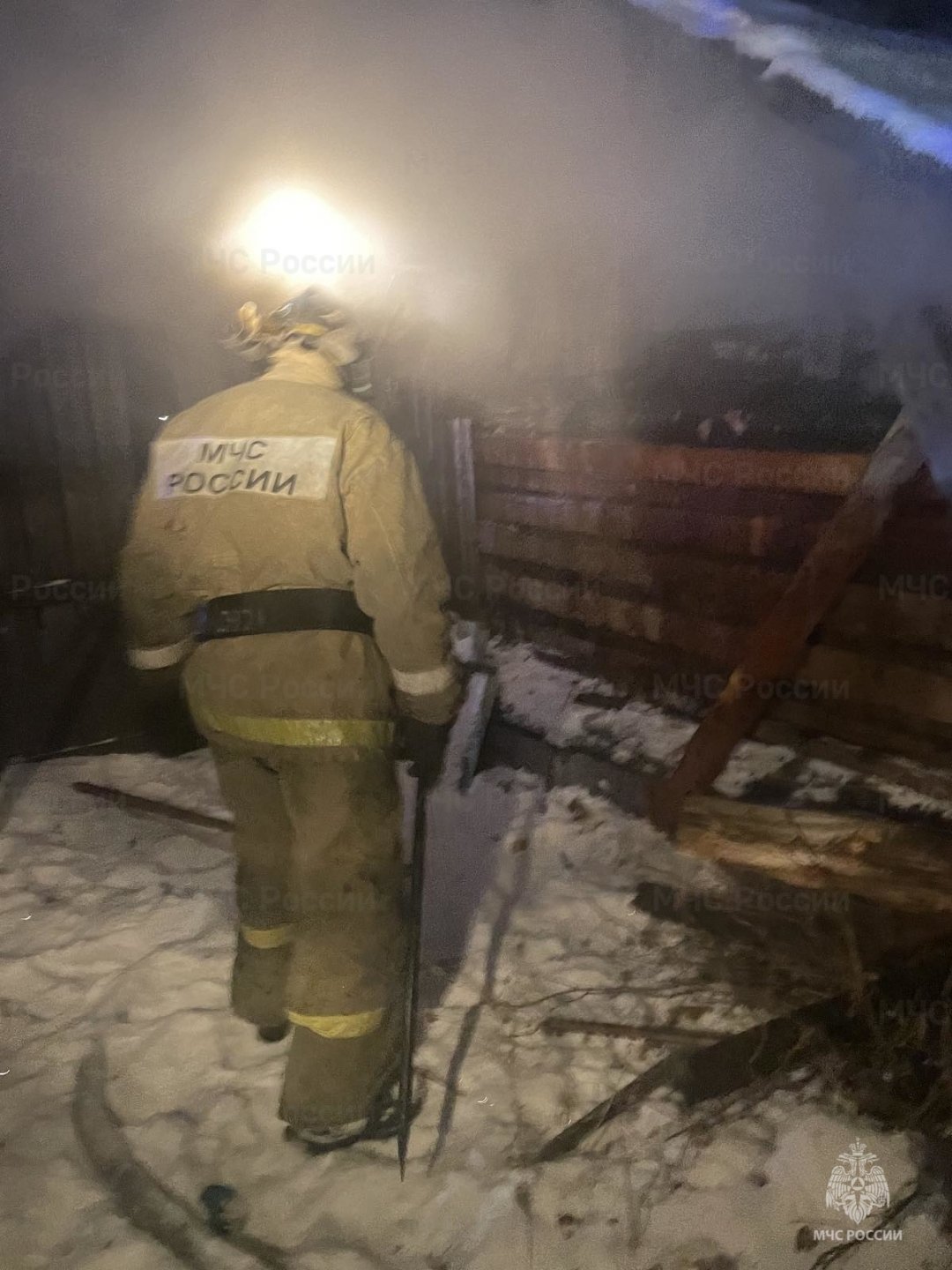 Пожар в п. Залари — МЧС России по Иркутской области